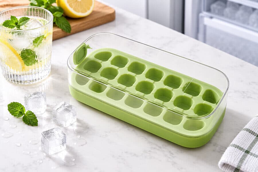 press type ice cube tray